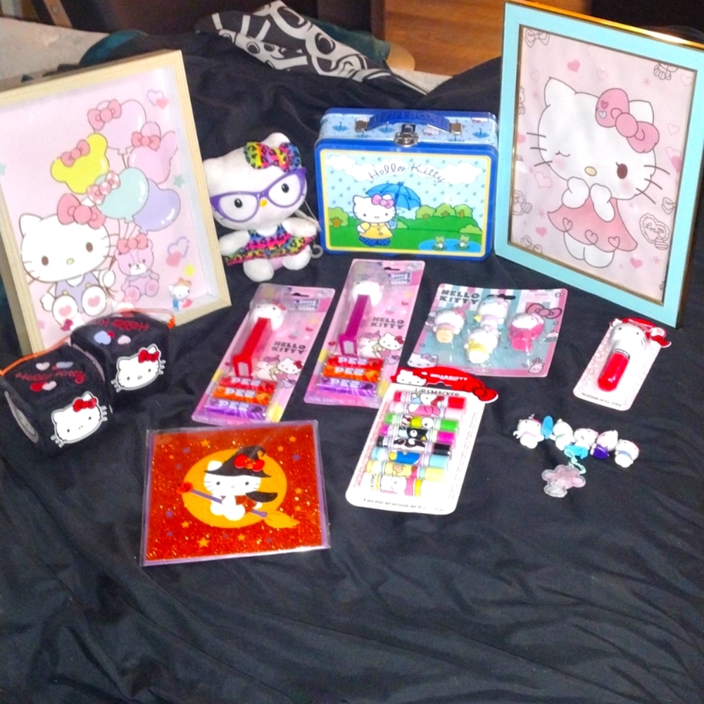 Sanrio bundle Hello kitty
